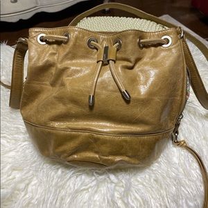 Hobo Tulia doe leather drawstring bucket bag